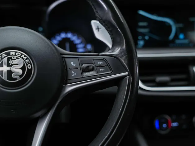 ALFA ROMEO Stelvio 2.0 Super Q4 Automatic *CH Fahrzeug*Lenkradheizung*