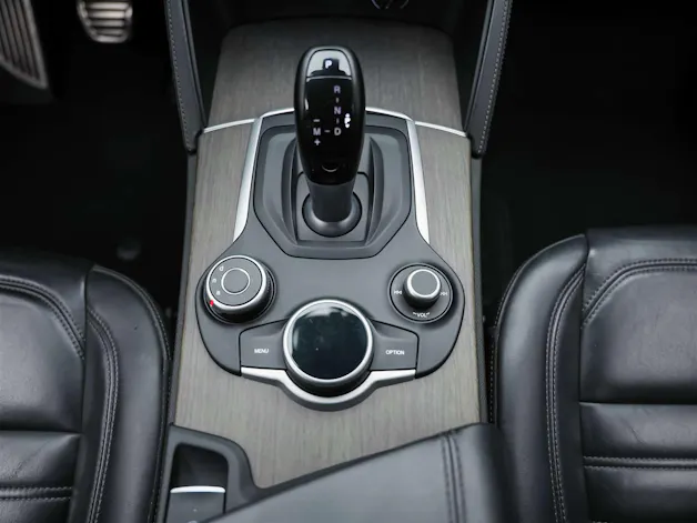 ALFA ROMEO Stelvio 2.0 Super Q4 Automatic *CH Fahrzeug*Lenkradheizung*