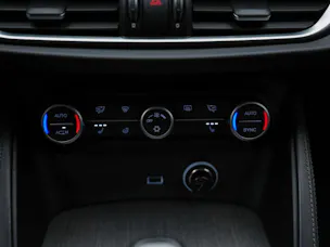 ALFA ROMEO Stelvio 2.0 Super Q4 Automatic *CH Fahrzeug*Lenkradheizung*