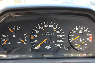 MERCEDES-BENZ 300 CE