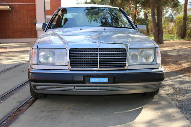 MERCEDES-BENZ 300 CE