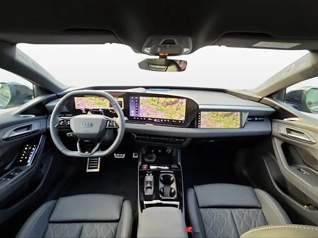 AUDI A6 Avant e-tron quattro