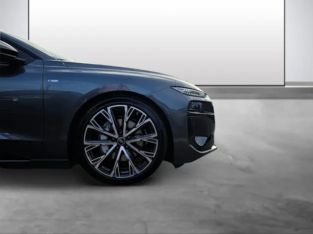 AUDI A6 Avant e-tron quattro