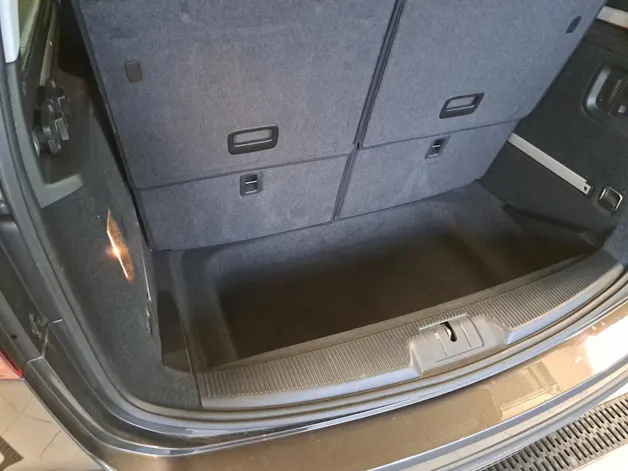 SEAT Alhambra 1.4 TSI FR Line DSG