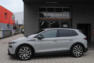 SKODA Elroq 85x Sportline 4x4