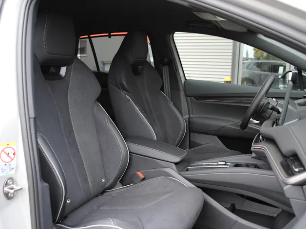 SKODA Elroq 85x Sportline 4x4