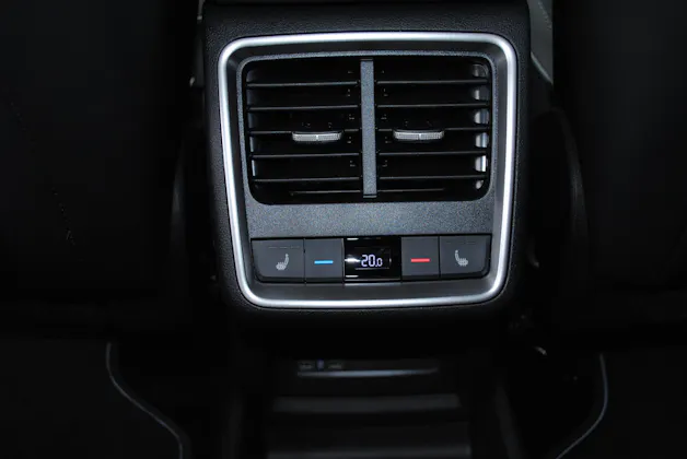 SKODA Elroq 85x Sportline 4x4