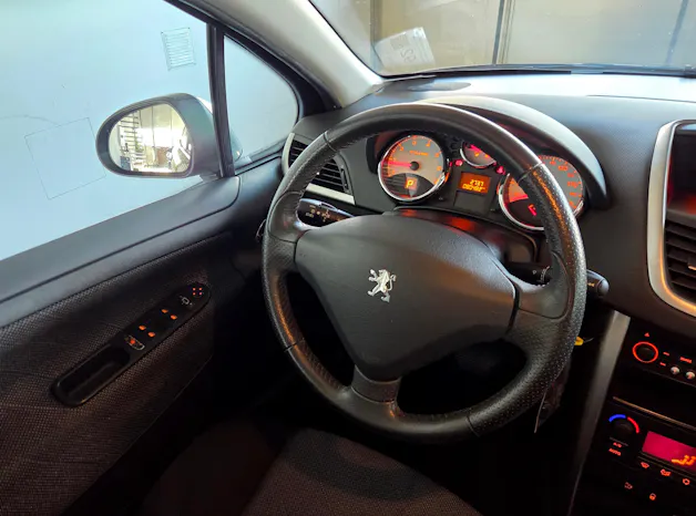 PEUGEOT 207 1.6 16V Sport Automatic