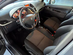 PEUGEOT 207 1.6 16V Sport Automatic