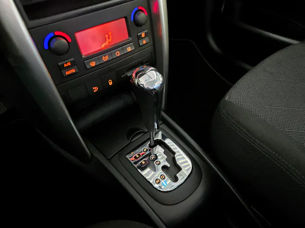 PEUGEOT 207 1.6 16V Sport Automatic