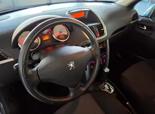 PEUGEOT 207 1.6 16V Sport Automatic