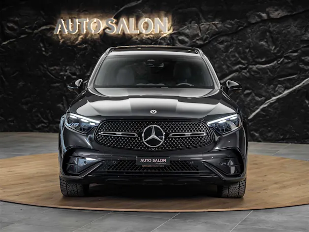 MERCEDES-BENZ GLC 300 4Matic AMG Line 9G-Tronic *Facelift*Werksgarantie*Panorama*Digital Light*