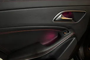 MERCEDES-BENZ CLA Shooting Brake 250 Sport 7G-DCT 4Matic