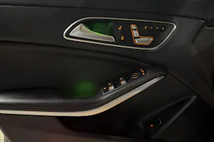 MERCEDES-BENZ CLA Shooting Brake 250 Sport 7G-DCT 4Matic