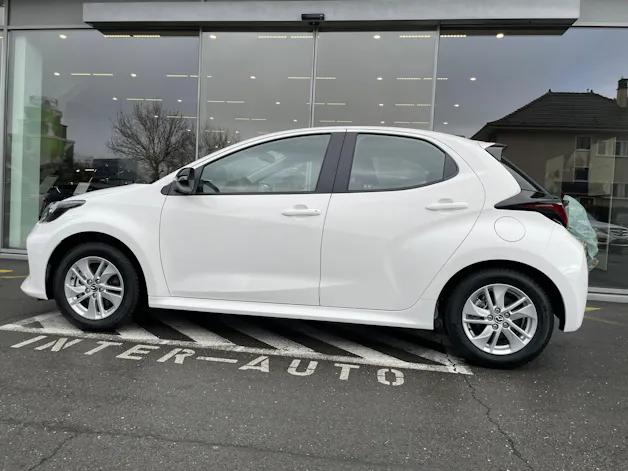 MAZDA 2 Hybrid Prime-line