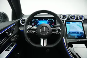 MERCEDES-BENZ GLC 300 4Matic AMG Line 9G-Tronic *AHK * Massagesitze* * Burmester*