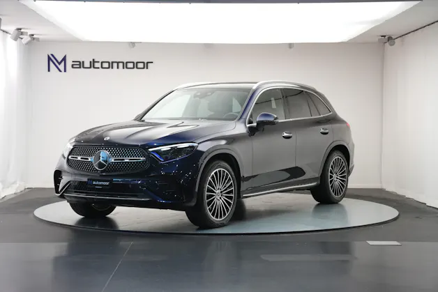 MERCEDES-BENZ GLC 300 4Matic AMG Line 9G-Tronic *AHK * Massagesitze* * Burmester*