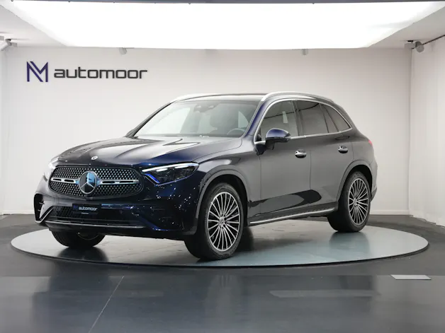 MERCEDES-BENZ GLC 300 4Matic AMG Line 9G-Tronic *AHK * Massagesitze* * Burmester*