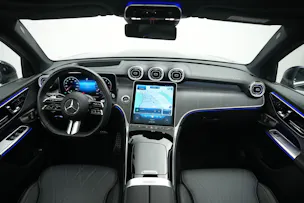 MERCEDES-BENZ GLC 300 4Matic AMG Line 9G-Tronic *AHK * Massagesitze* * Burmester*