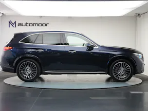 MERCEDES-BENZ GLC 300 4Matic AMG Line 9G-Tronic *AHK * Massagesitze* * Burmester*