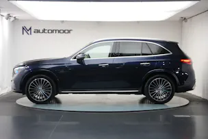 MERCEDES-BENZ GLC 300 4Matic AMG Line 9G-Tronic *AHK * Massagesitze* * Burmester*
