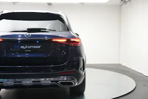 MERCEDES-BENZ GLC 300 4Matic AMG Line 9G-Tronic *AHK * Massagesitze* * Burmester*