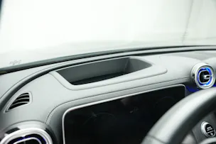 MERCEDES-BENZ GLC 300 4Matic AMG Line 9G-Tronic *AHK * Massagesitze* * Burmester*