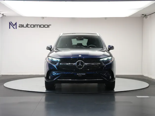 MERCEDES-BENZ GLC 300 4Matic AMG Line 9G-Tronic *AHK * Massagesitze* * Burmester*