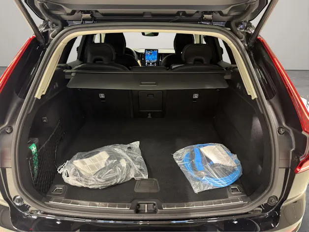 VOLVO XC60 2.0 T8 TE Plus Dark eAWD