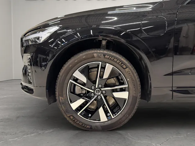 VOLVO XC60 2.0 T8 TE Plus Dark eAWD