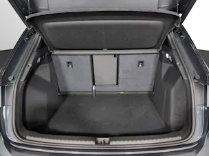 AUDI Q4 e-tron SUV performance Attraction