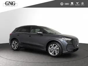 AUDI Q4 e-tron SUV performance Attraction