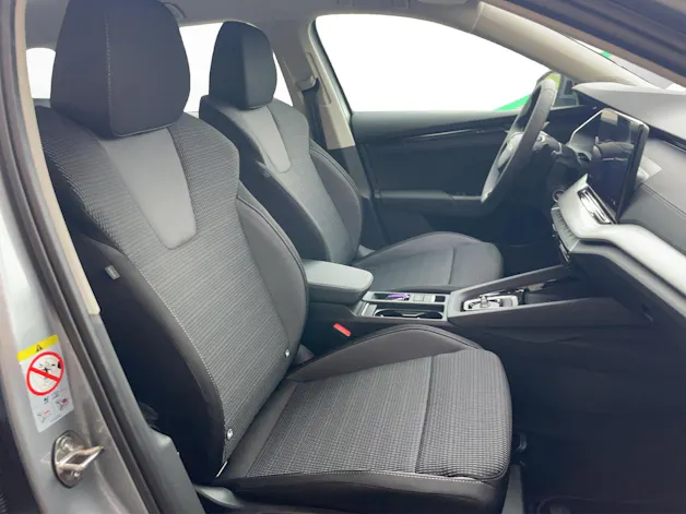 SKODA Octavia Combi 1.5 TSI mHEV DSG Selection