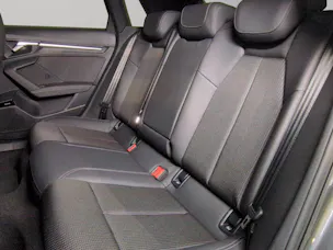 AUDI A3 Sportback TFSI 110 kW S line Attraction S tronic