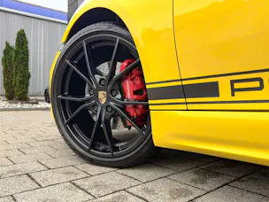 PORSCHE 718 Boxster S