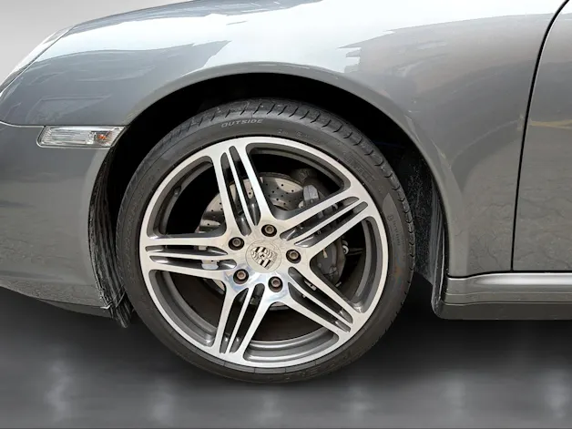 PORSCHE 911 Targa 4