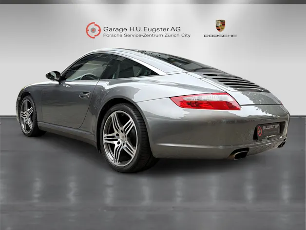 PORSCHE 911 Targa 4