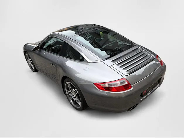 PORSCHE 911 Targa 4