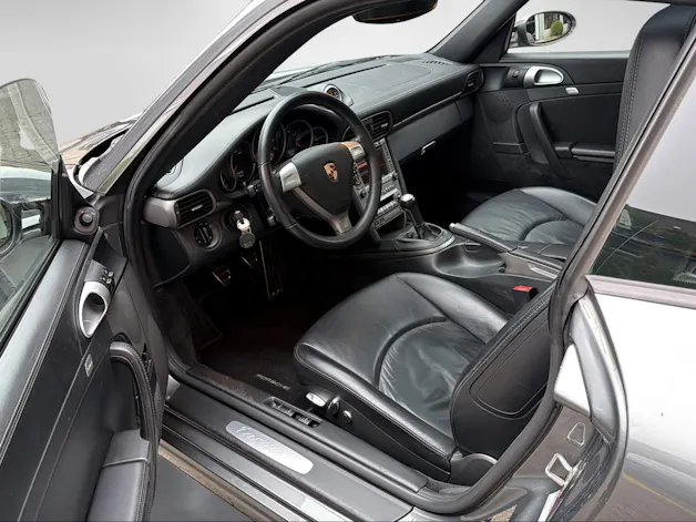 PORSCHE 911 Targa 4