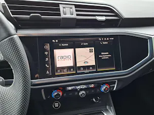 AUDI Q3 Sportback 35 TFSI Attraction S-tronic *Anhängerkupplung+8-fach bereift*