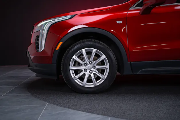 CADILLAC XT4 2.0 T Luxury AWD / Rückfahrkamera / Tempomat / el.Heckklappe