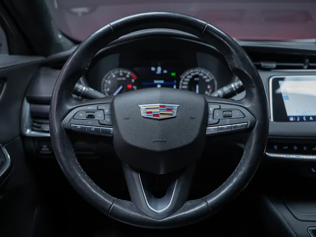 CADILLAC XT4 2.0 T Luxury AWD / Rückfahrkamera / Tempomat / el.Heckklappe