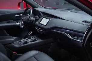 CADILLAC XT4 2.0 T Luxury AWD / Rückfahrkamera / Tempomat / el.Heckklappe