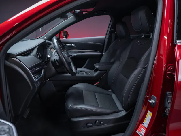 CADILLAC XT4 2.0 T Luxury AWD / Rückfahrkamera / Tempomat / el.Heckklappe