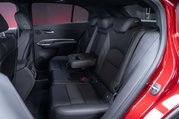 CADILLAC XT4 2.0 T Luxury AWD / Rückfahrkamera / Tempomat / el.Heckklappe