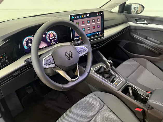 VW Golf 1.5 TSI Basis