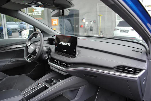 SKODA Elroq 85x Sportline 4x4