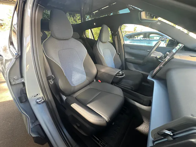 VOLVO EX30 E60 69kWh Twin Ultra