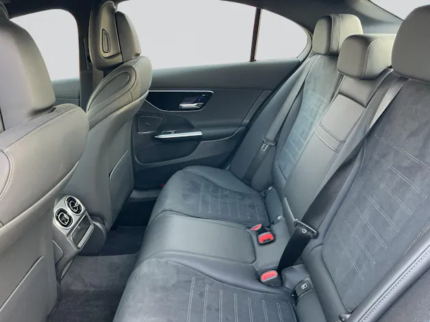 MERCEDES-BENZ C 300 d AMG Line