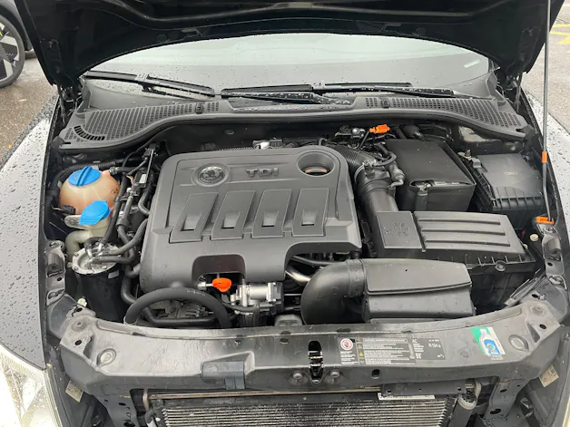 SKODA Octavia Combi 2.0 TDI Elegance 4x4 DSG